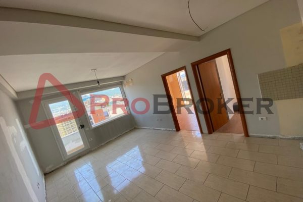 Apartament 2+1 | Ne Shitje | Rr. Barrikadave / Prane Galerise