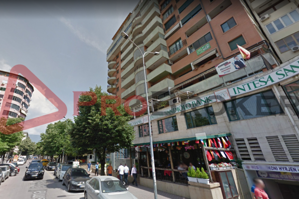 Ambient Biznesi / Zyra | Me Qira | Ne Bllok / Prane “Intesa Sanpaolo”